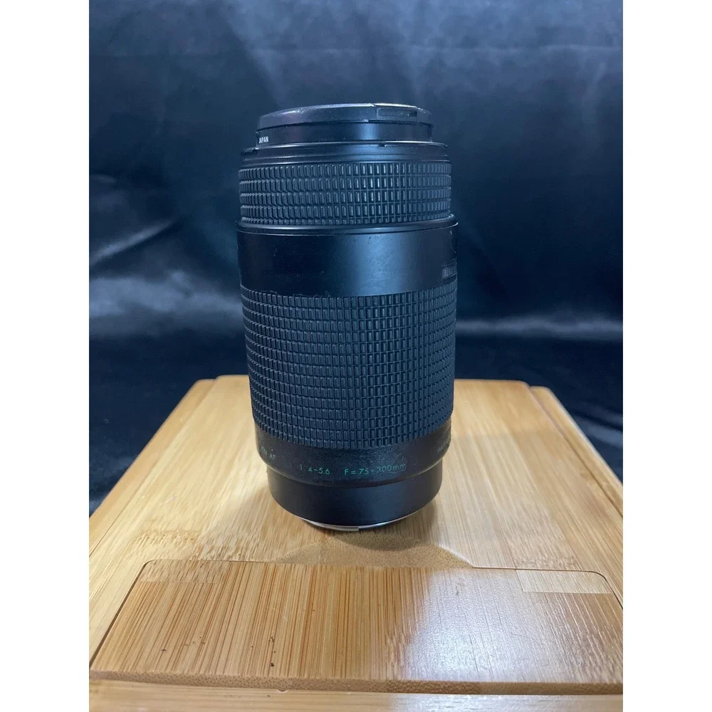 Quantaray Tech-10 75-300mm f/4.5-5.6 CN AF Lens for Canon 55mm UV Filter Japan
